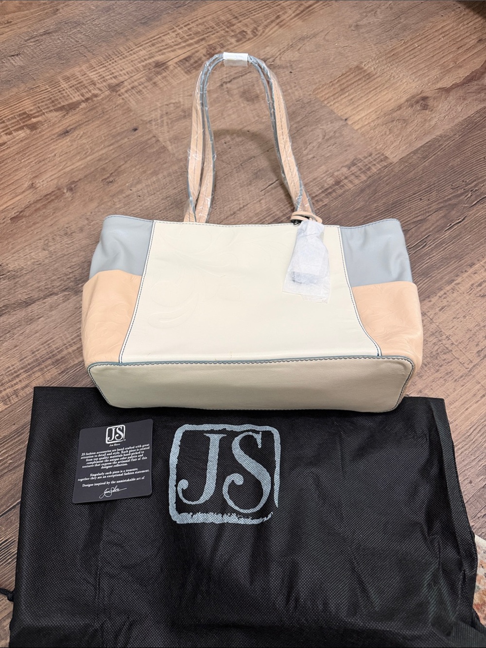 Jim Shore Cream, Light Blue & Beige Colorblock Leather Tote Rare